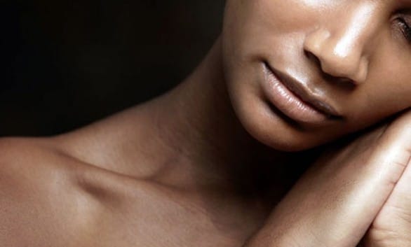 Foliculite: Pele negra: Como evitar a foliculite e pelos encravados? 1 foliculite pele negra